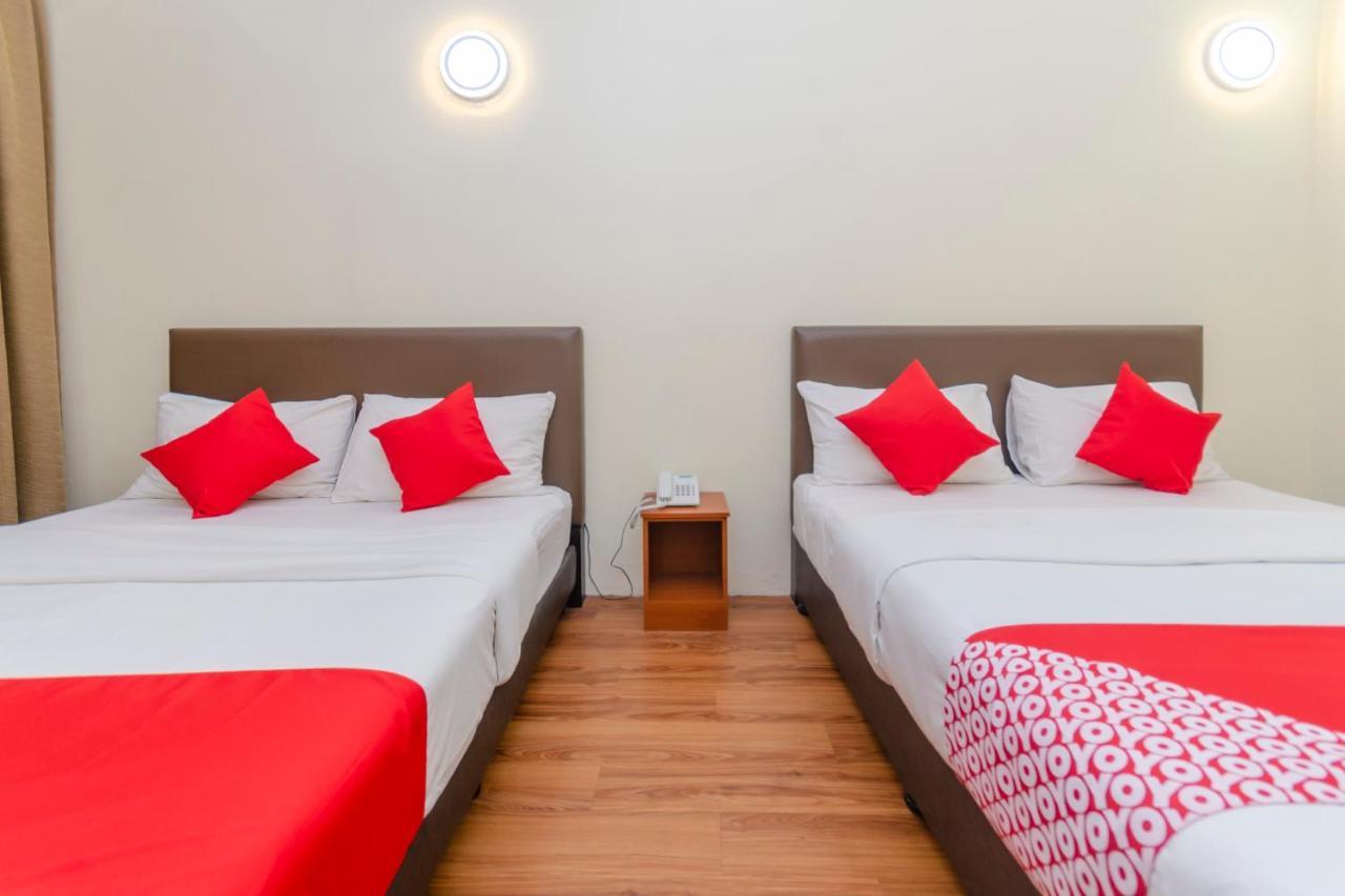 Oyo 1230 Zen Zeng Budget Hotel Джохор-Бару Екстер'єр фото